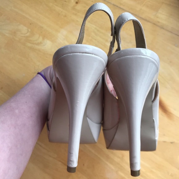 3/20$ Guess nude open toe strappy heels pumps size 8 - Picture 6 of 8